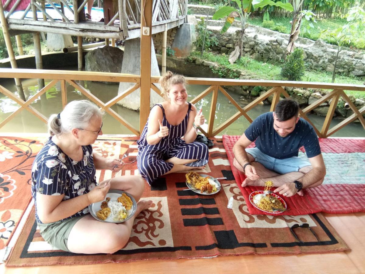 De Salak Homestay Bogor Exterior foto