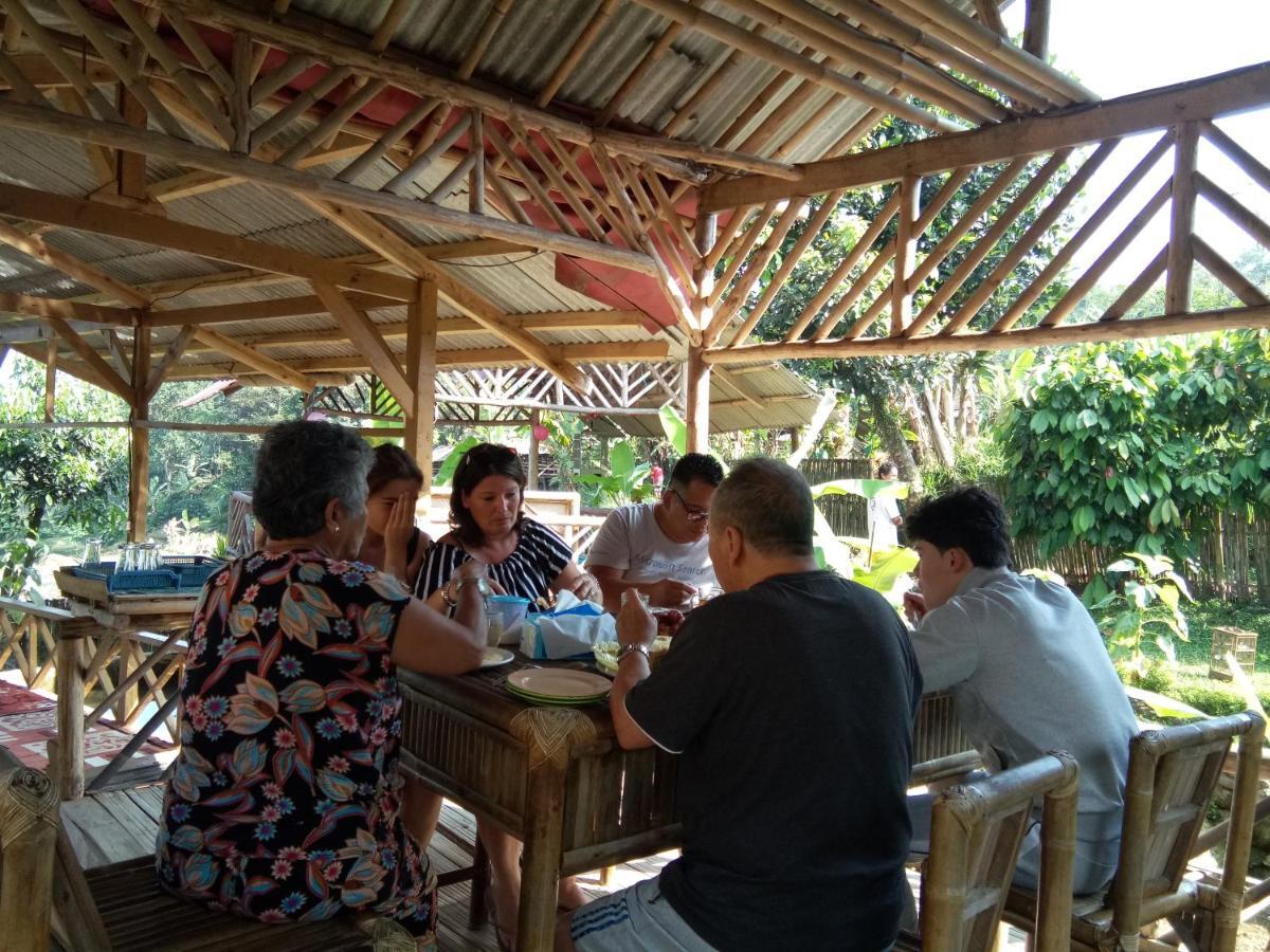 De Salak Homestay Bogor Exterior foto
